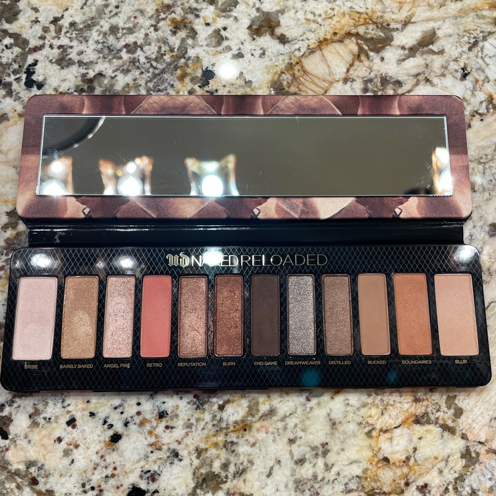 Urban Decay Reloaded Eye Palette